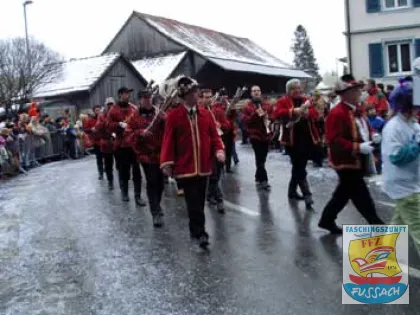 Umzug 2004/2 – Schalmeien L'au