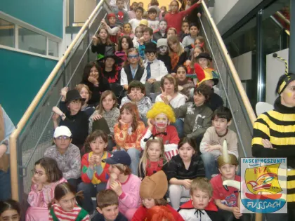Rosenmontag 2009 – Kindergarten und Volksschule – Bild 6